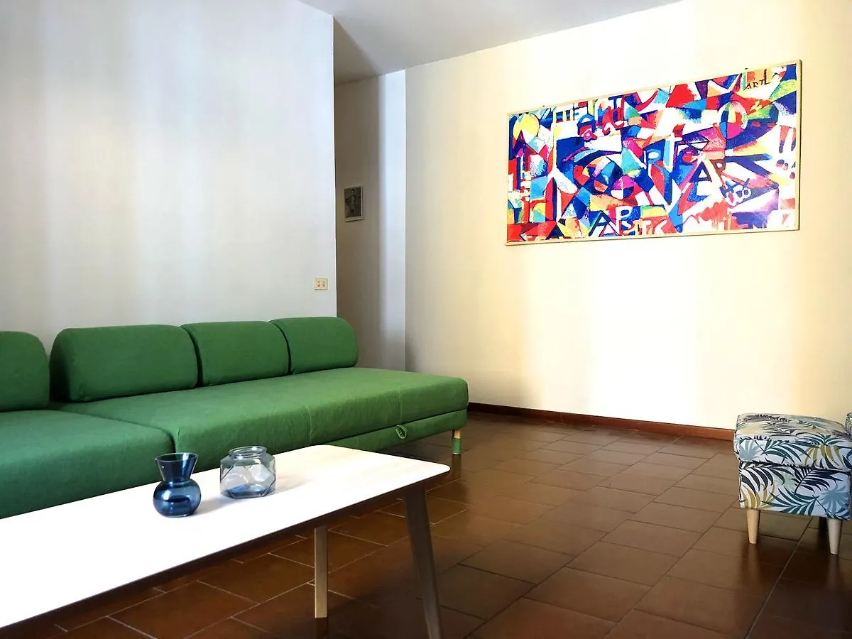 Moscova Flexyrent Apartment Милан
