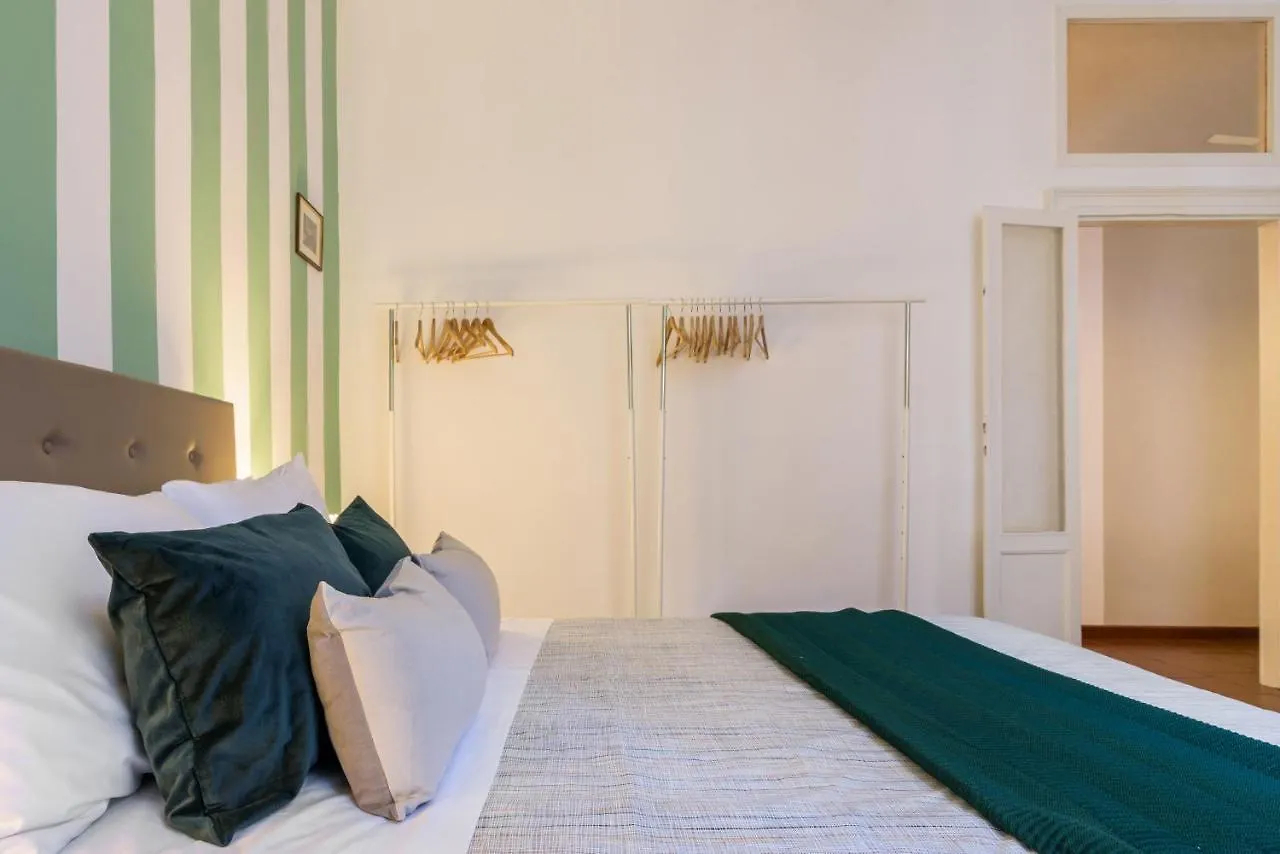 Moscova Flexyrent Apartment Милан